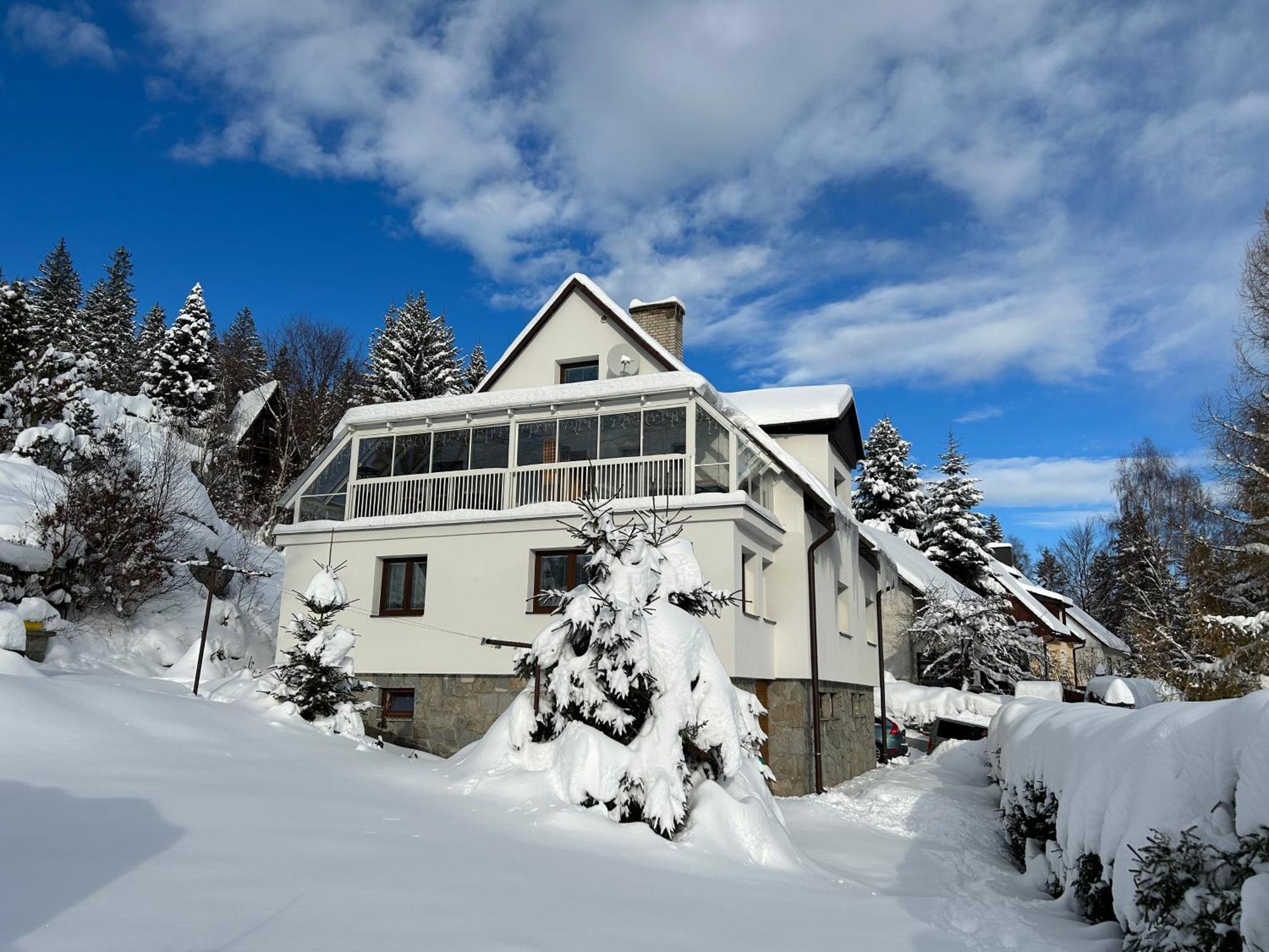Apartmany U Vleku - Podkrovni Apartman Карлова-Студанка Экстерьер фото